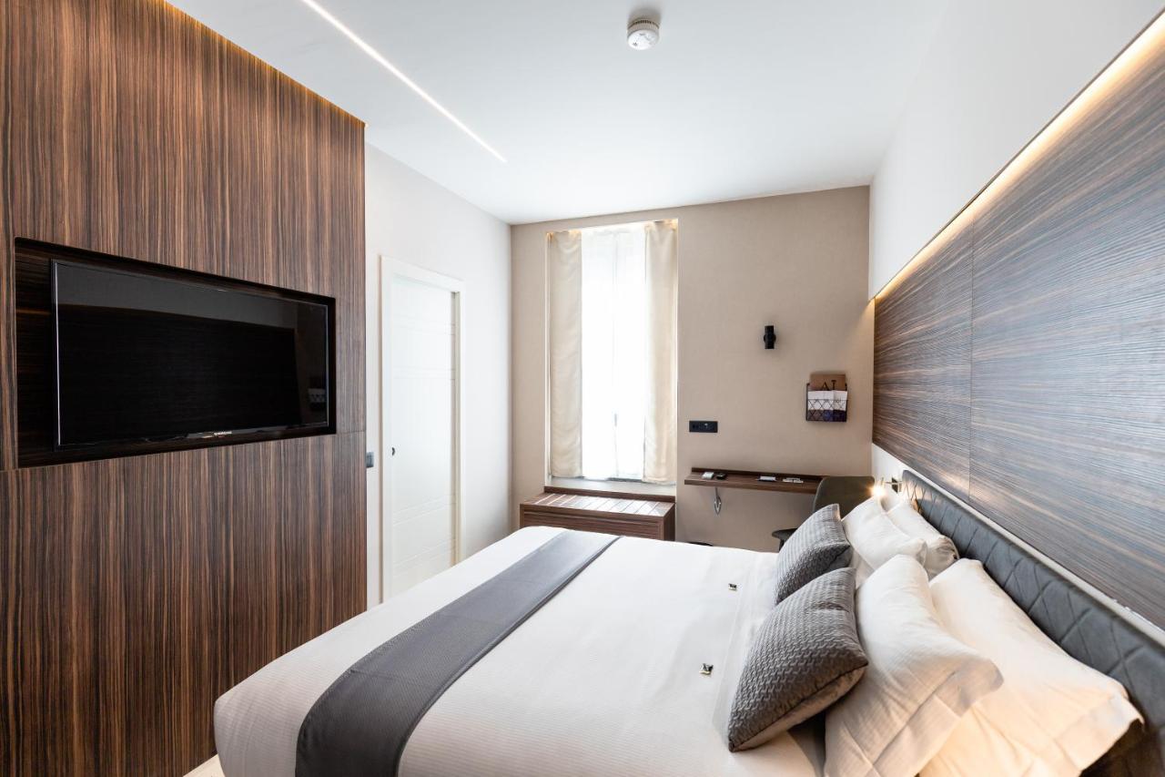 Aiello Hotels - Duomo Милан Экстерьер фото