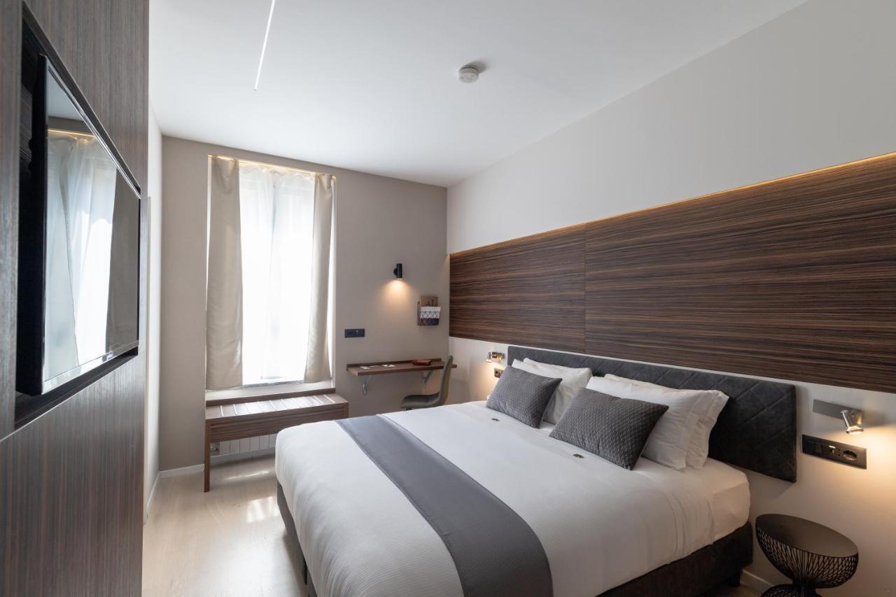 Aiello Hotels - Duomo Милан Экстерьер фото