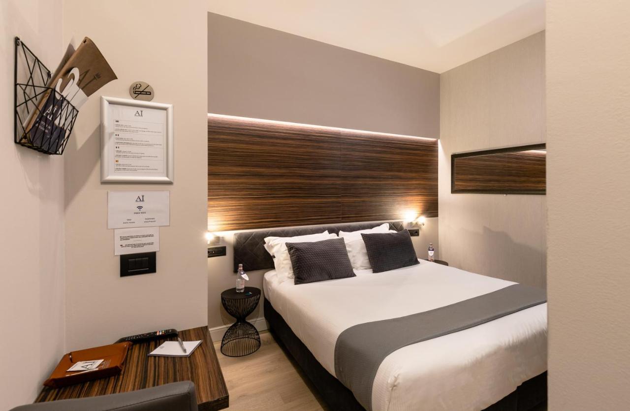 Aiello Hotels - Duomo Милан Экстерьер фото